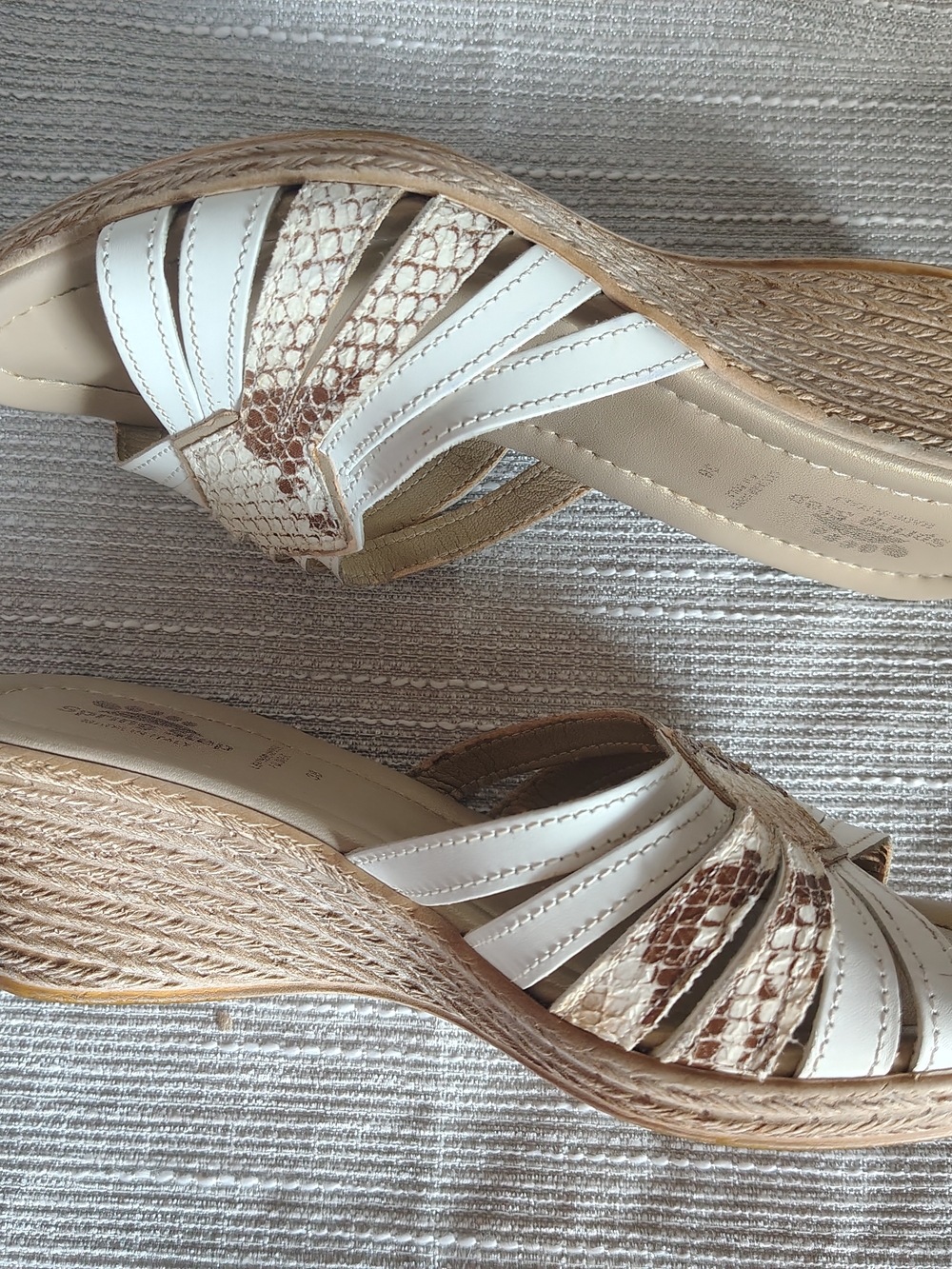 Spring Step White Gold Leather Wedge Slide Sandals Made in Italy EU 38 US 7.5 - Picture 10 of 10